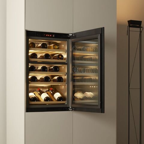 Винные шкафы WineCooler V4000 90 WC4T-51102 L черное стекло — фото 4